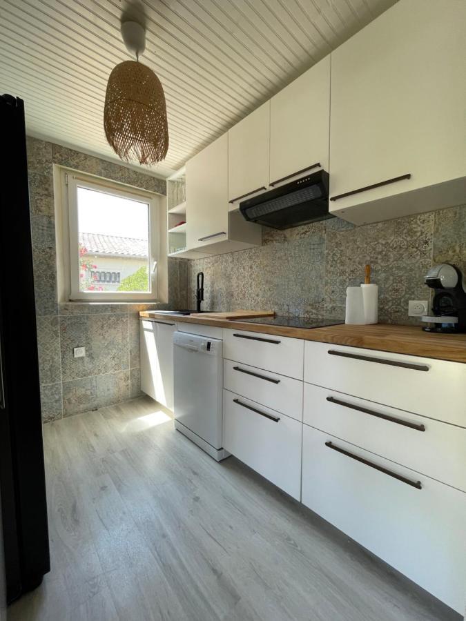 פרונטיניאן Villa Lcsm Et Studio מראה חיצוני תמונה