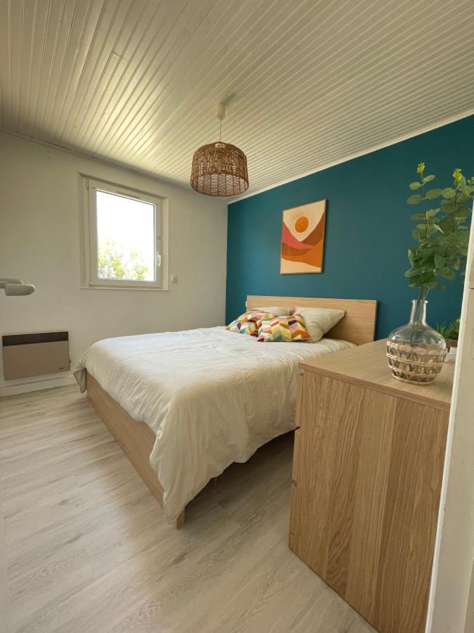 פרונטיניאן Villa Lcsm Et Studio מראה חיצוני תמונה