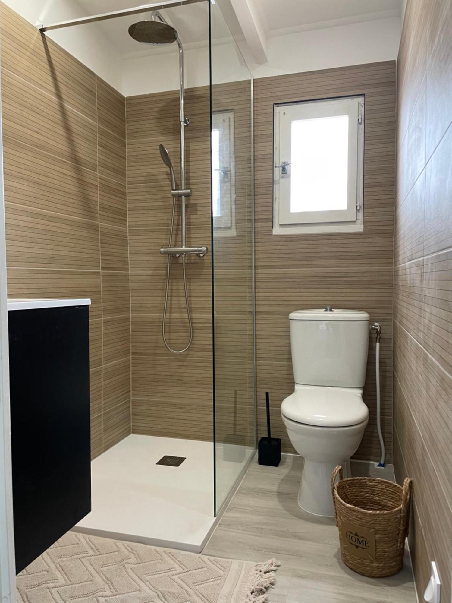 פרונטיניאן Villa Lcsm Et Studio מראה חיצוני תמונה